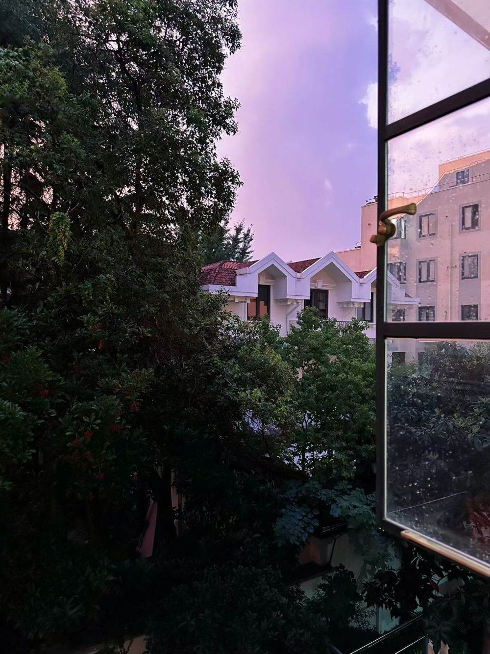 Housing image — View