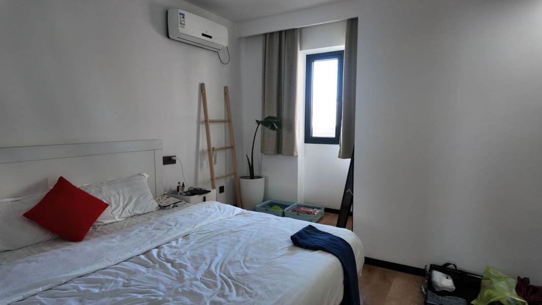 Housing image — Bedroom