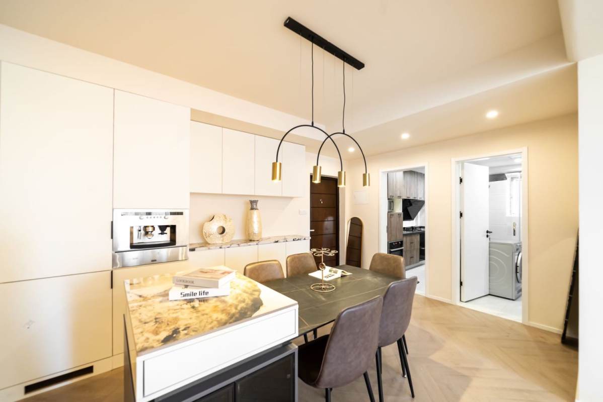 Housing image — Dining Area