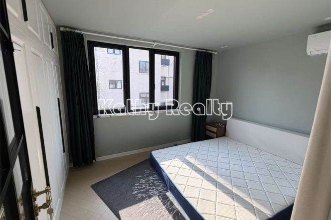 2BR Lane House in Old Xuhui