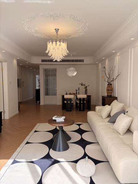 Housing image — Living Room