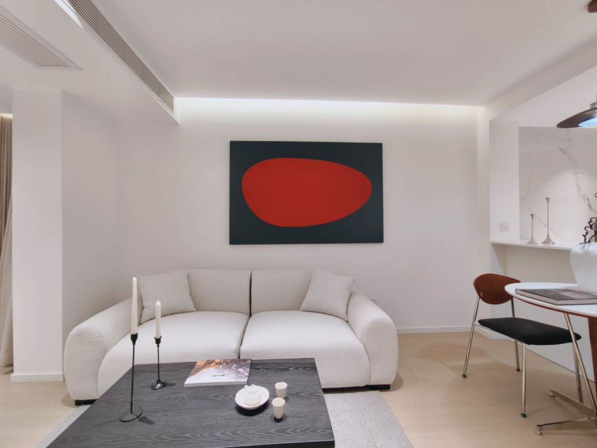 Housing image — Living Room