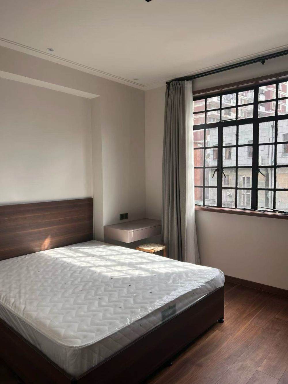 Housing image — Bedroom