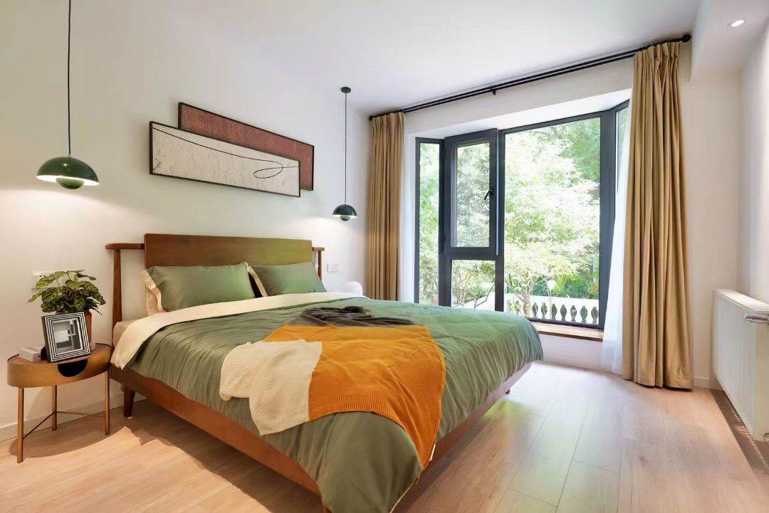 Housing image — Bedroom