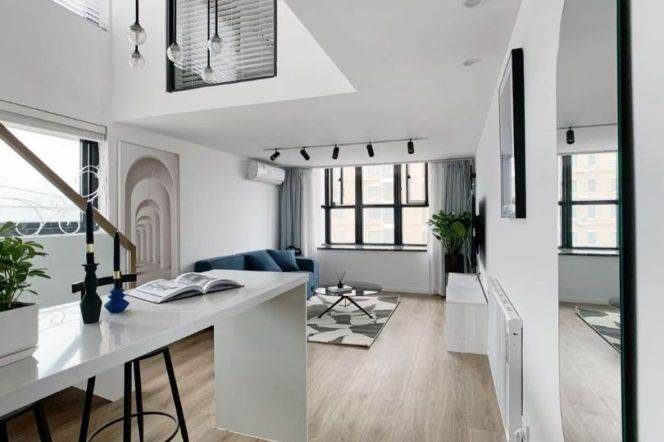 2BR Apartment near Changping Rd Metro
