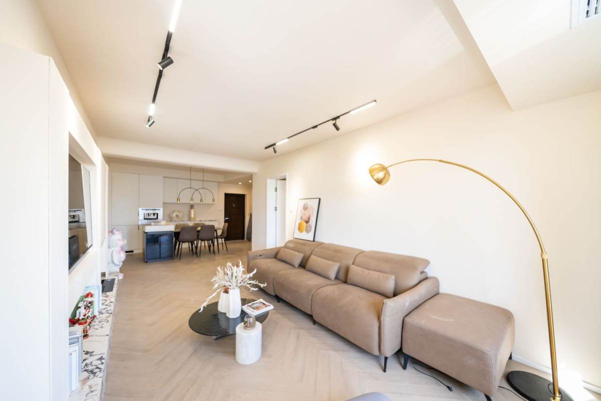 Housing image — Living Room