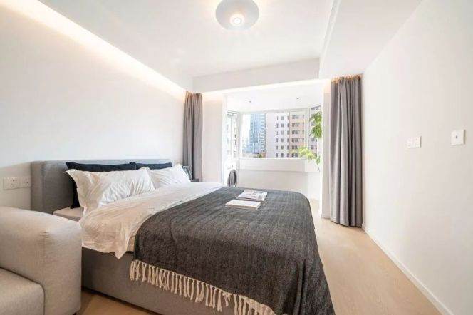 1BR Apartment near Xintiandi (L9/L10/L13)