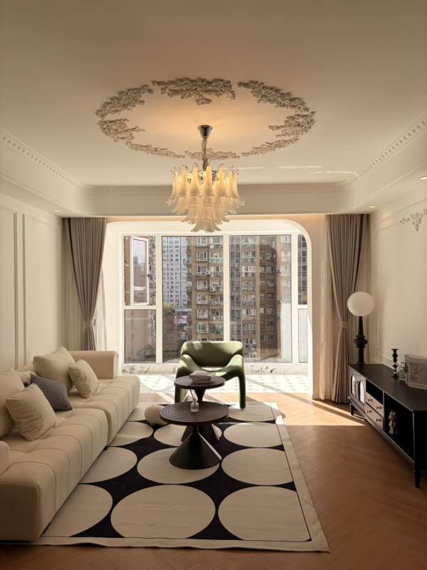 Housing image — Living Room