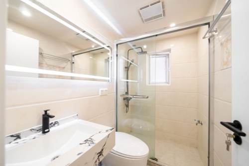Housing image — Bathroom