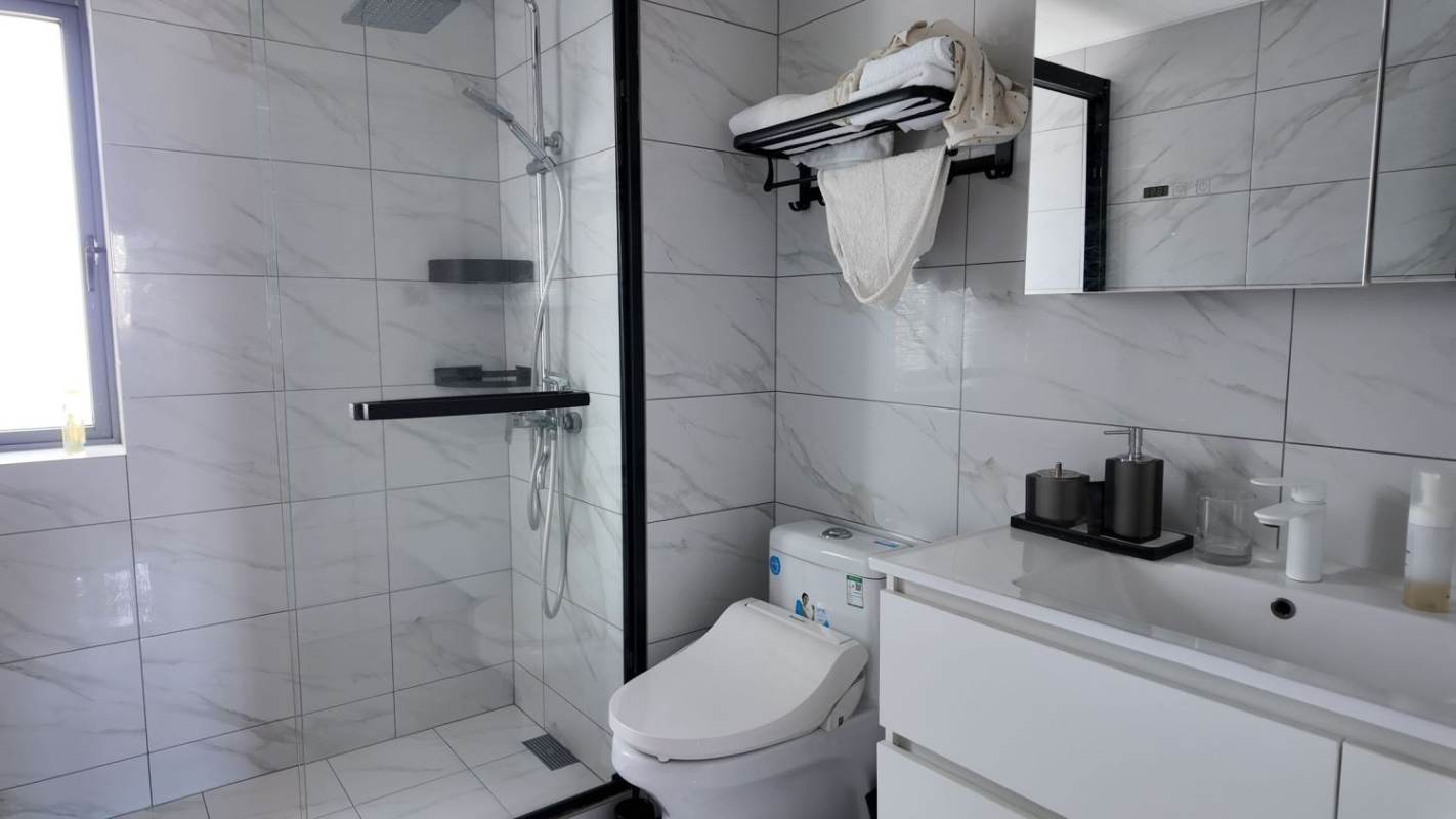 Housing image — Bathroom