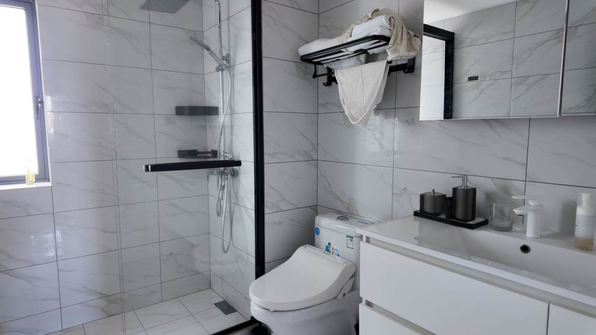 Housing image — Bathroom