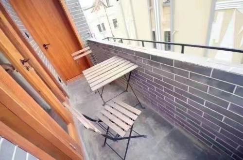 Housing image — Balcony