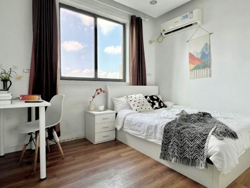 Housing image — Bedroom