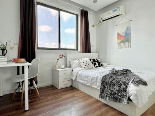 Housing image — Bedroom