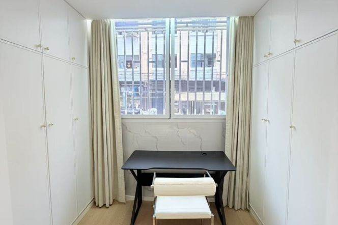 1BR Apartment near Zhongshan Park (L2/L11)