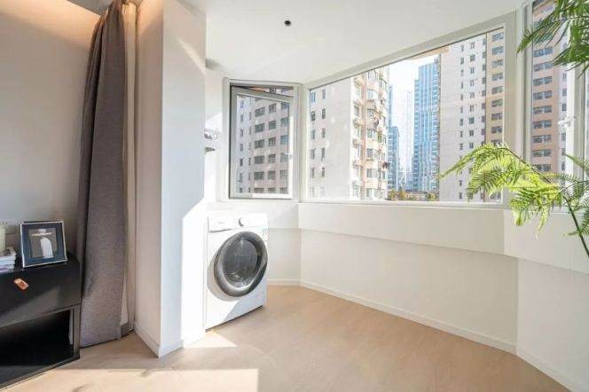 1BR Apartment near Xintiandi (L9/L10/L13)