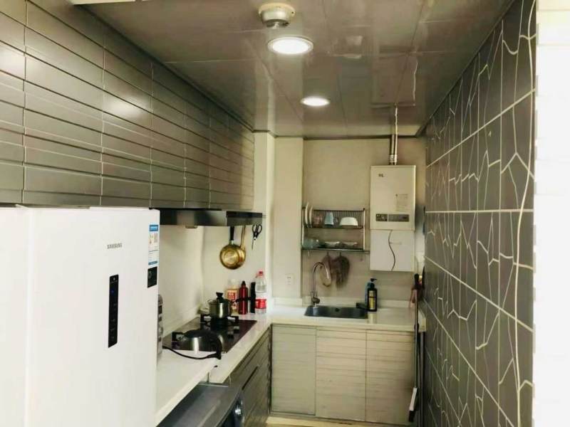Housing image — Kitchen
