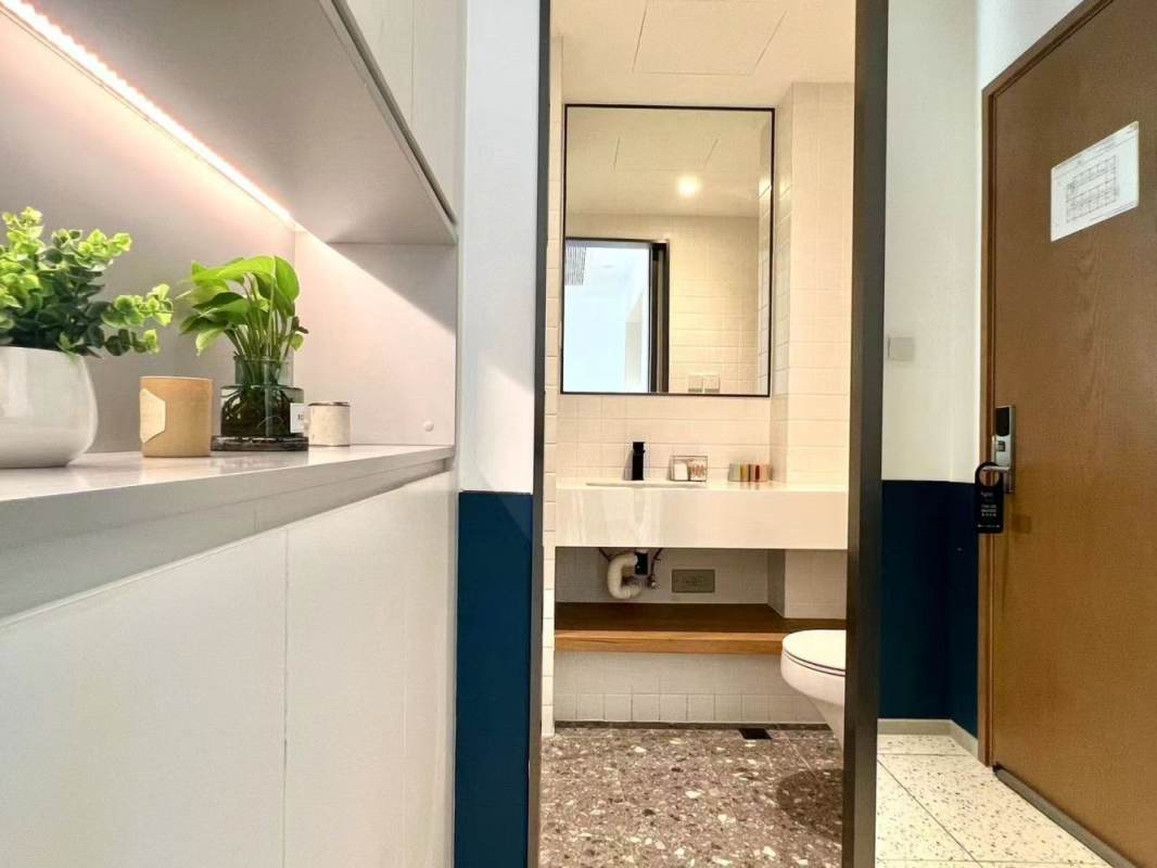 Housing image — Bathroom
