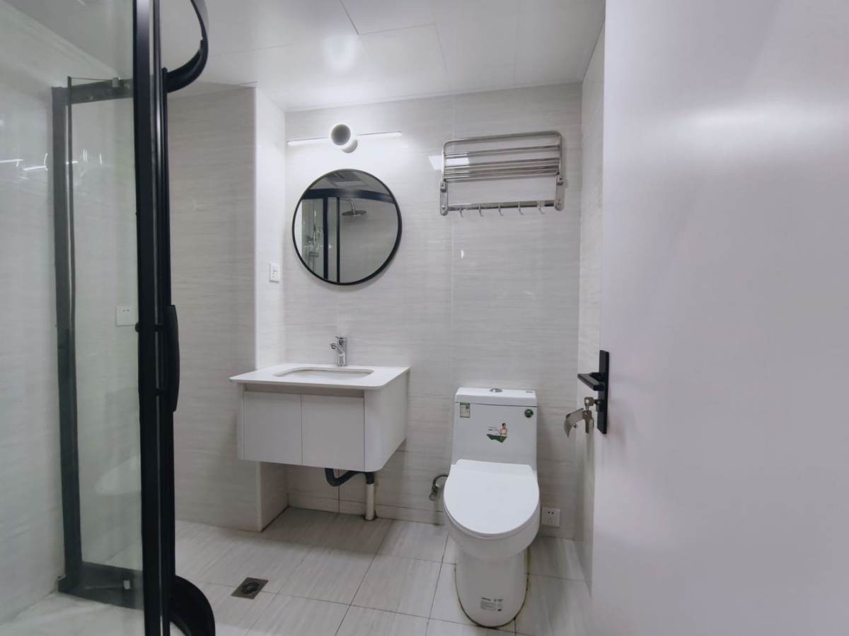 Housing image — Bathroom