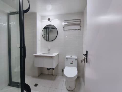 Housing image — Bathroom