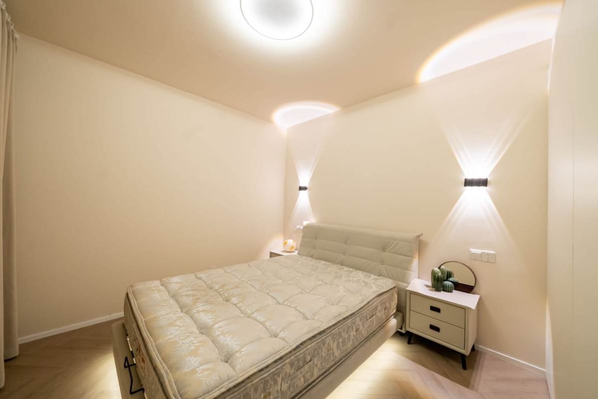 Housing image — Bedroom