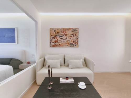 Housing image — Living Room