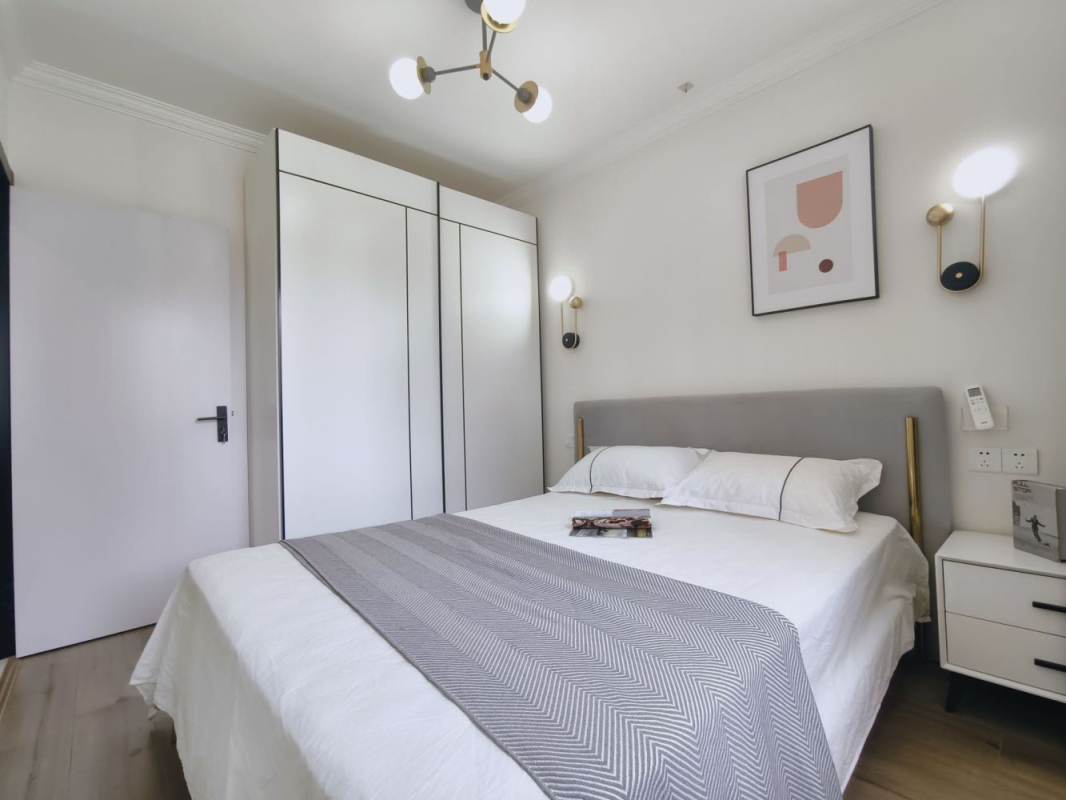 Housing image — Bedroom