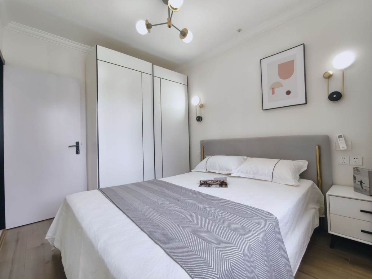Housing image — Bedroom