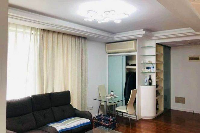 2BR Apartment near Zhongshan Park (L2/L3/L4)