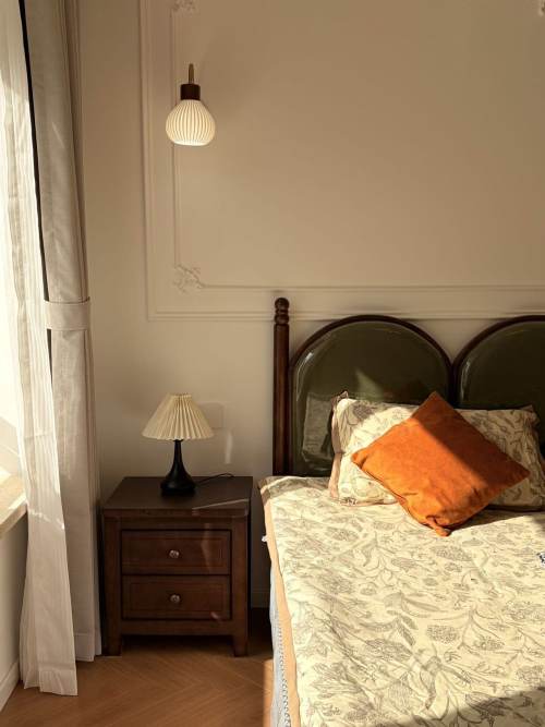 Housing image — Bedroom