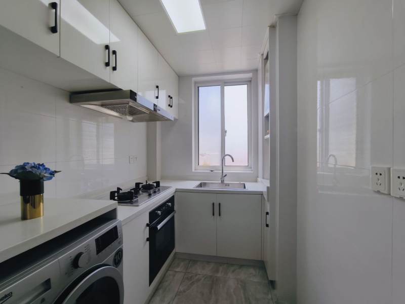 Housing image — Kitchen