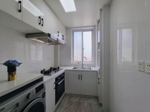 Housing image — Kitchen