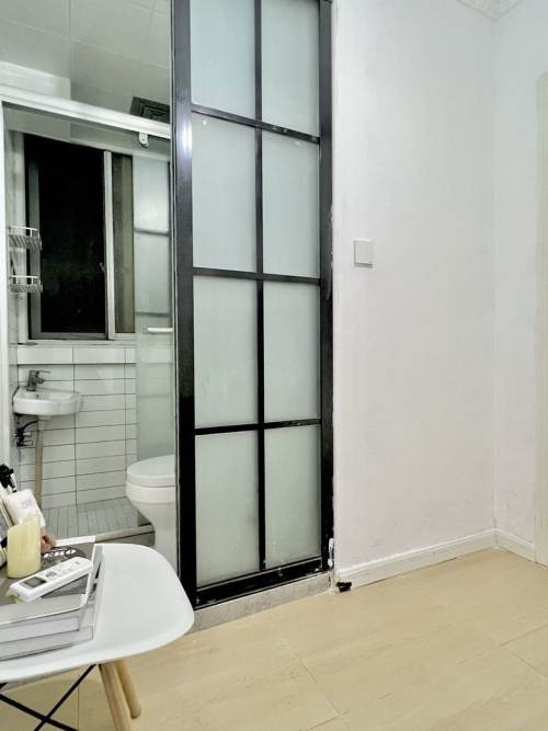 Housing image — Bathroom