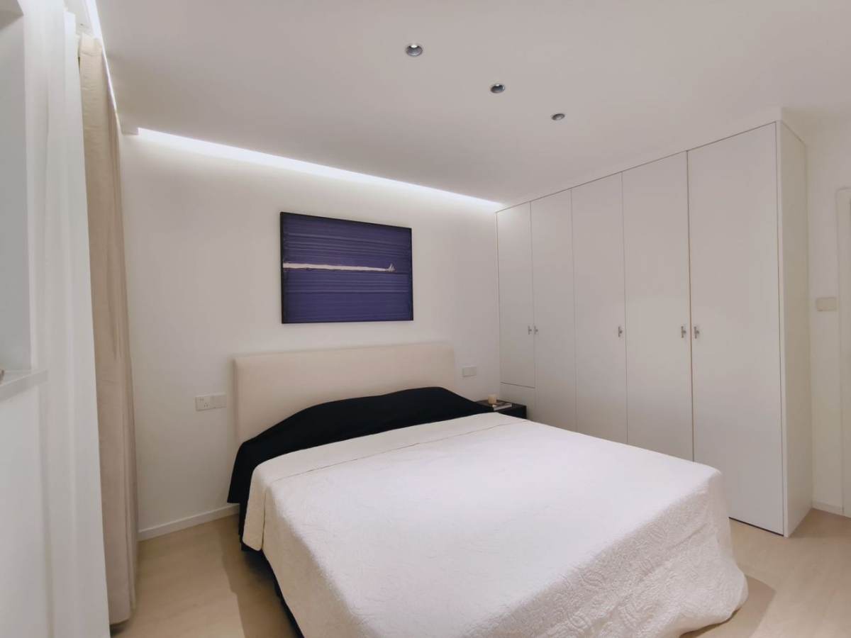 Housing image — Bedroom