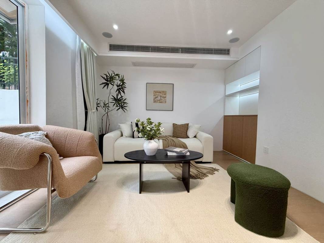 Housing image — Living Room