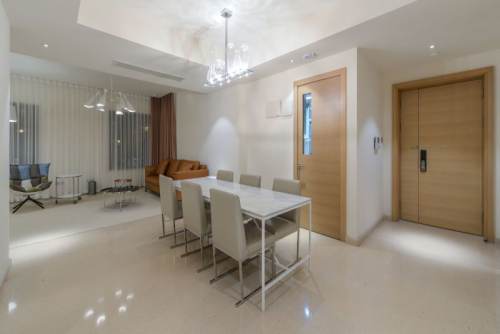 Housing image — Dining Area