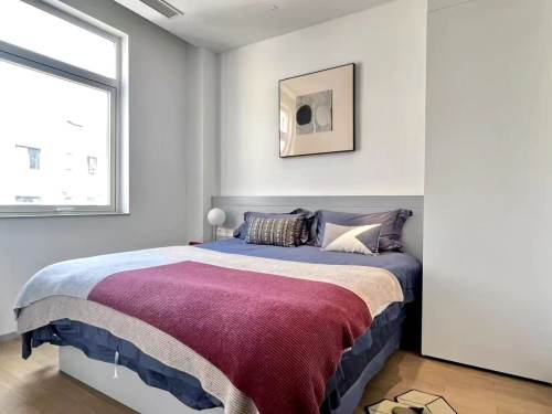 Housing image — Bedroom