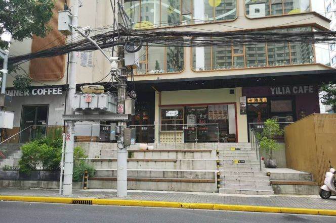 Spacious Studio Commercial Space near Nanjing Xi Lu (L2/L7/L14)