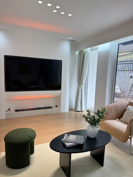 Housing image — Living Room