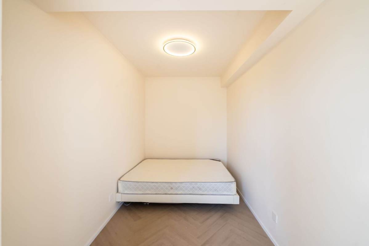 Housing image — Bedroom