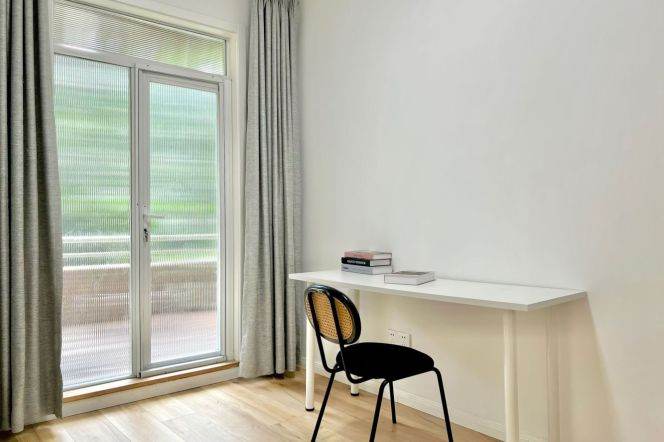 3BR Apartment near Nanjing Xi Lu (L2/L12/L13)