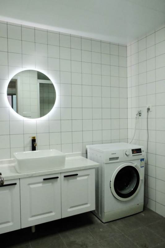 Housing image — Bathroom