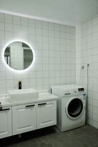 Housing image — Bathroom