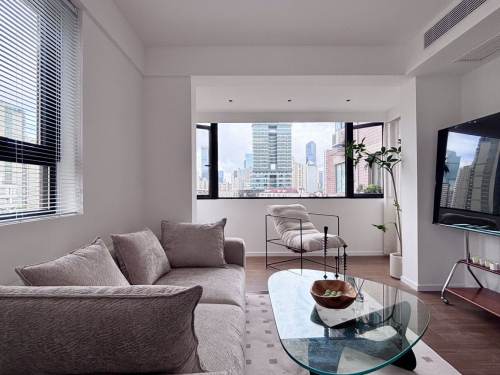 Housing image — Living Room