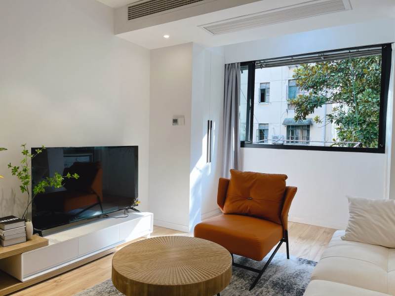 Housing image — Living Room