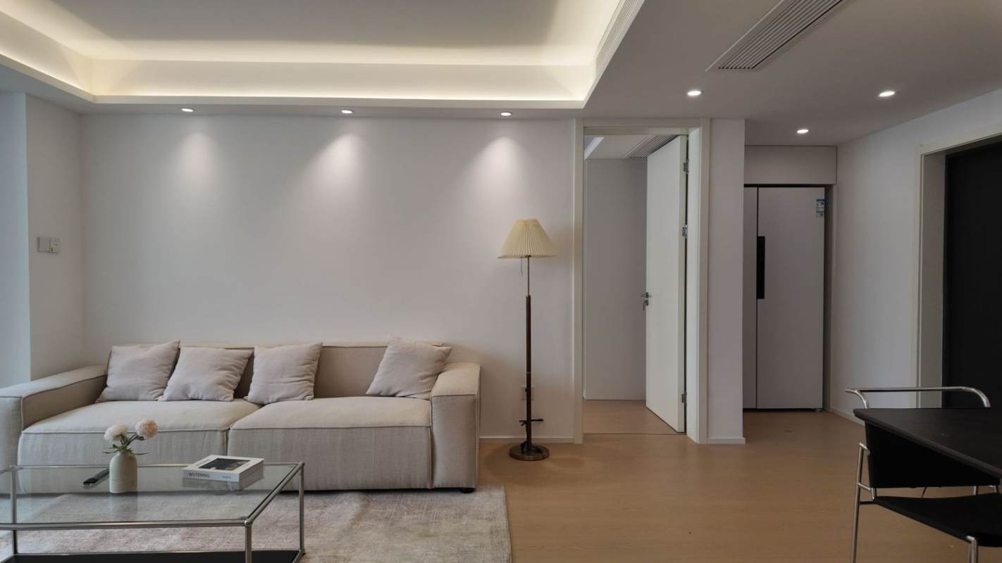 Housing image — Living Room