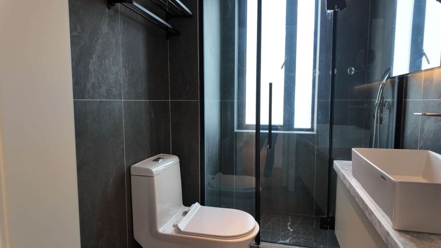 Housing image — Bathroom