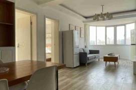 Spacious 2BR Apartment in Jing'an (L7)