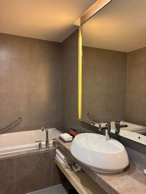 Housing image — Bathroom
