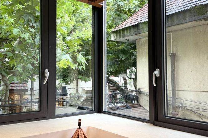 2BR Apartment in Old Xuhui (L1/L7)